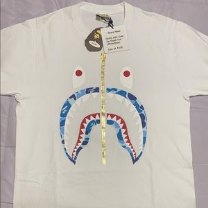 BAPE Tee brand new medium